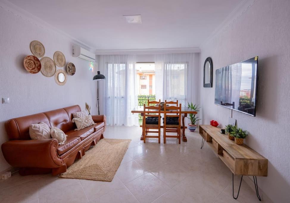 Apartamento Chic In Huelva 4 Habitaciones ภายนอก รูปภาพ